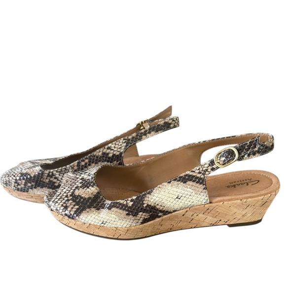Clarks Artisan Orlena Snakeskin Wedge Sandals - Currant Natural Print - Size 8.5 - Picture 2 of 6